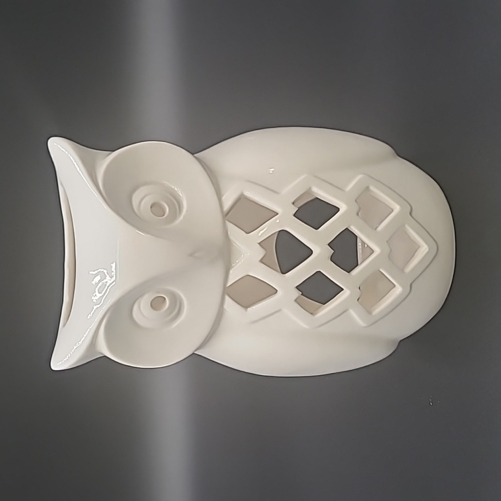 Yankee Candle 7" White Ceramic Owl Tea‎ Light Holder